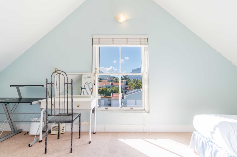 To Let 3 Bedroom Property for Rent in Hout Bay Western Cape